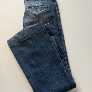 EUC Women's Vigoss Dark Blue Flare Jeans Size 9/32" Inseam Super Nice (A2)